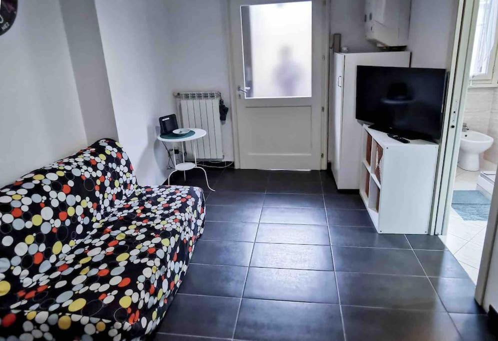 Intero Appartamento Su Via Tortona-Darsena-Navigli Mediolan Zewnętrze zdjęcie